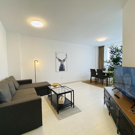 Charming Flat In Brasov With Balcony Panoramic View Lägenhet Exteriör bild